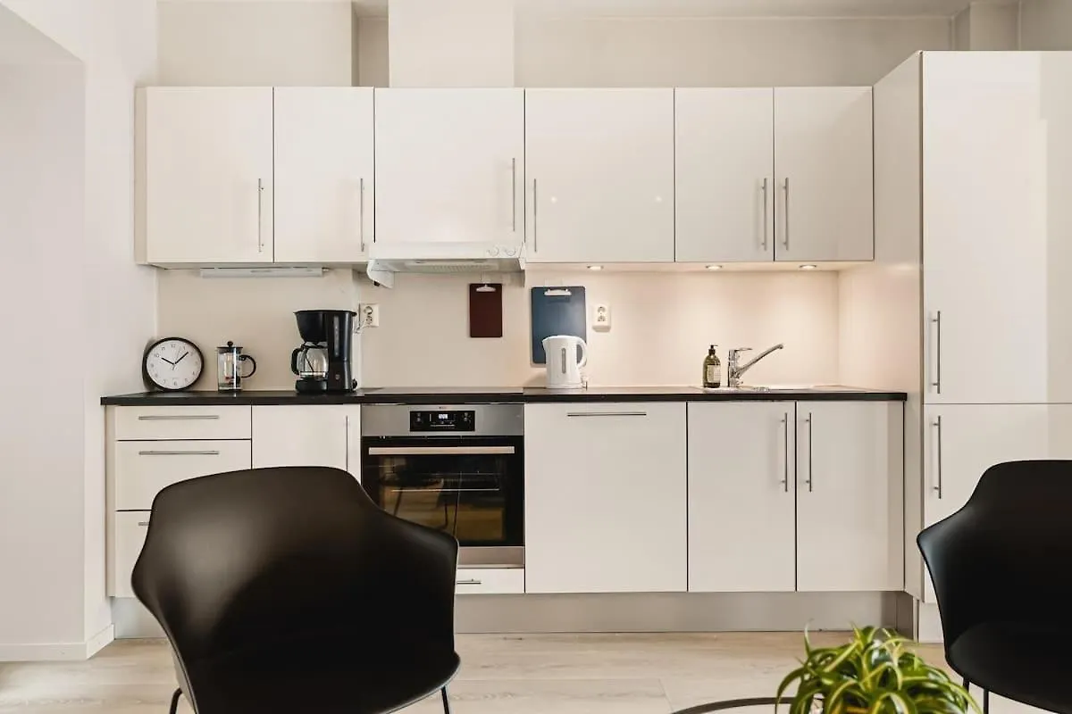 Dinbnb Apartments L Historical Building I 100M To University Museum Μπέργκεν